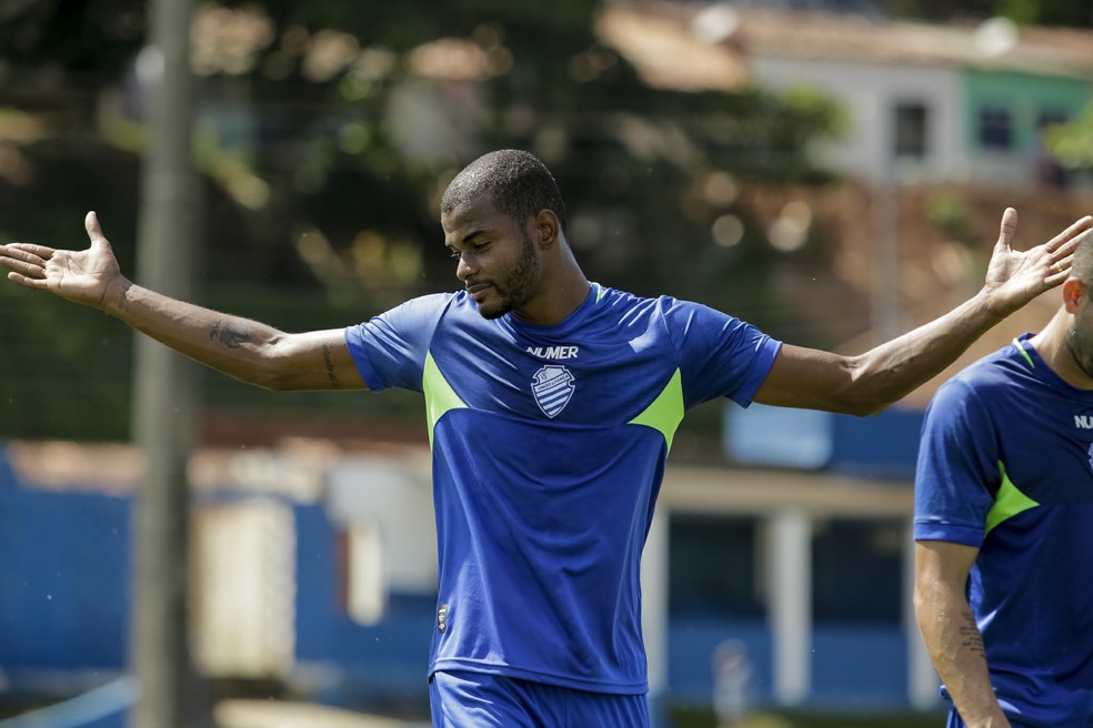 Jorge Fellipe está voltando aos treinos